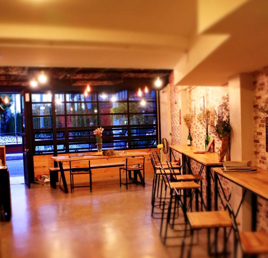 See Hostel Chiang Mai Bagian luar foto