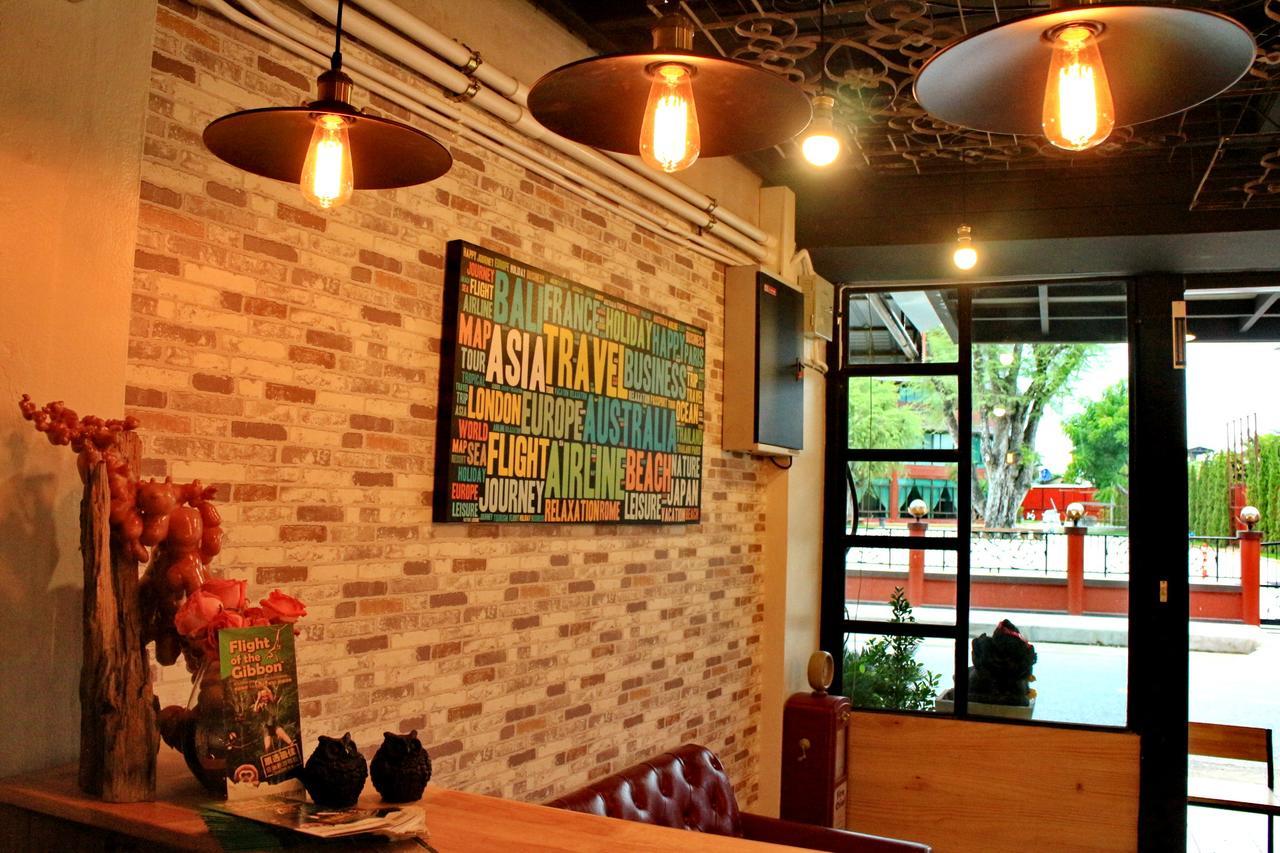 See Hostel Chiang Mai Bagian luar foto